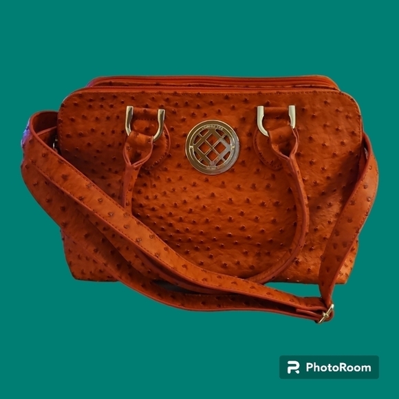 LONDON FOG 1990s Coral Faux Ostrich Shoulder Bag - Picture 1 of 12